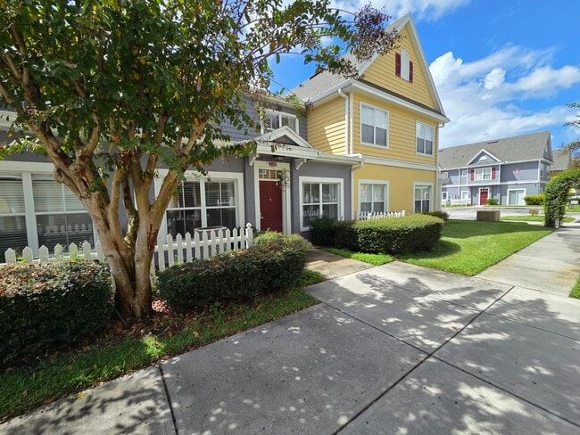 Building Photo - 4600 Yellowgold Rd W