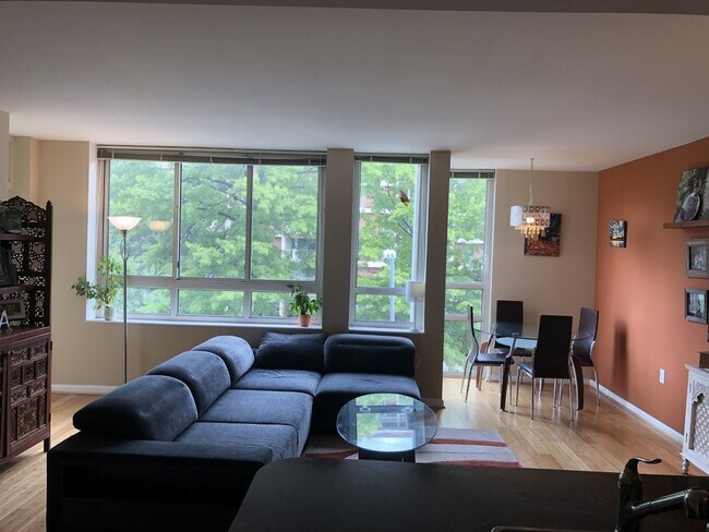 Building Photo - 350 G St SW