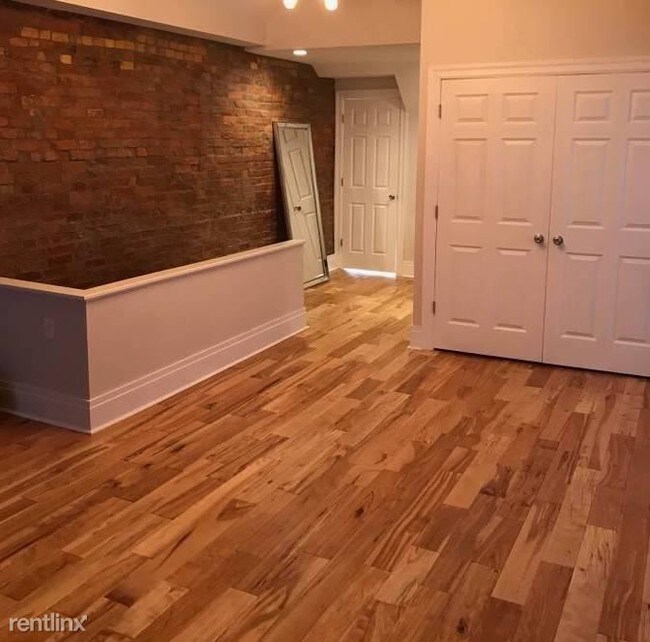 Building Photo - 3 br, 2.5 bath House - 303 Belonda St