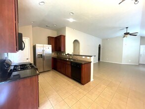 Building Photo - 20130 Breezy Oak Ct