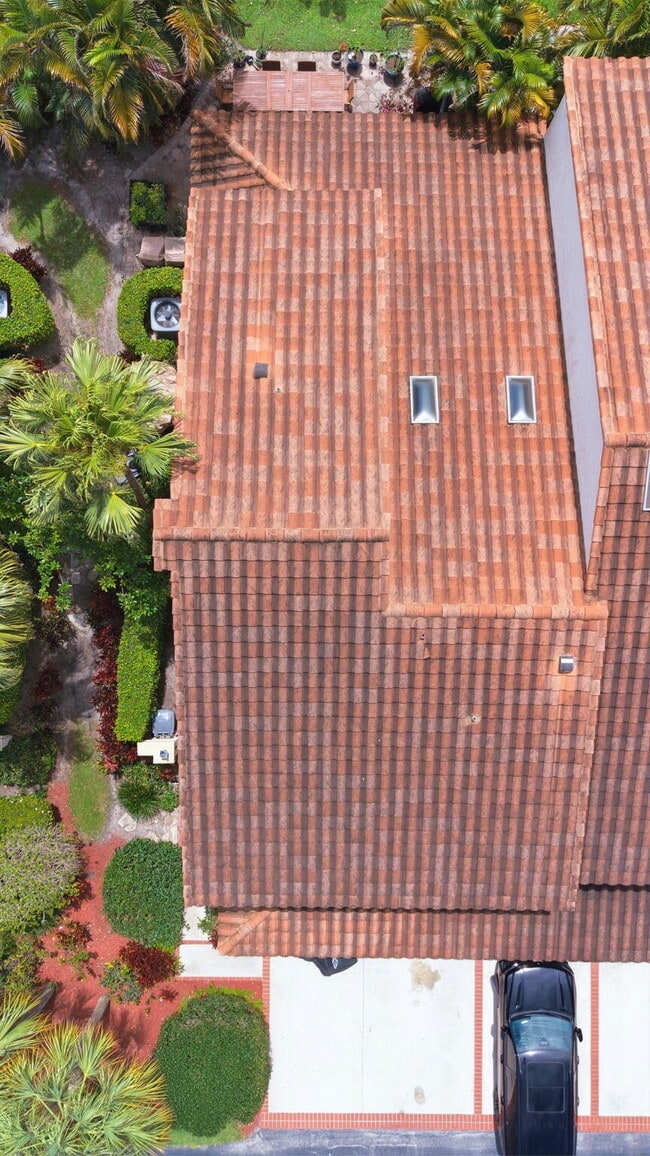 Building Photo - 7798 La Mirada Dr