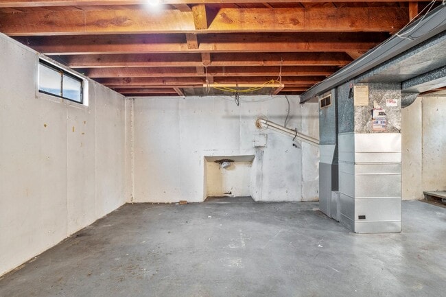 Building Photo - Amazing Northwest Rancher