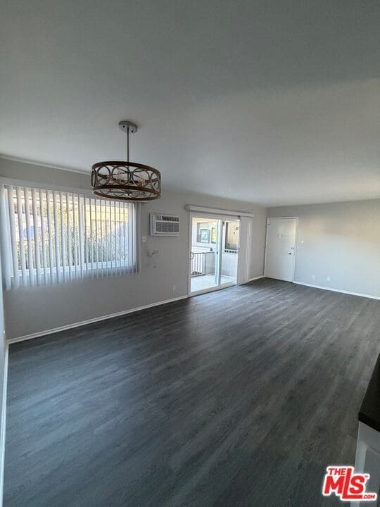 Building Photo - 5730 Yolanda Ave