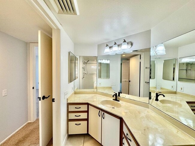 Building Photo - 2333 Feather Sound Dr