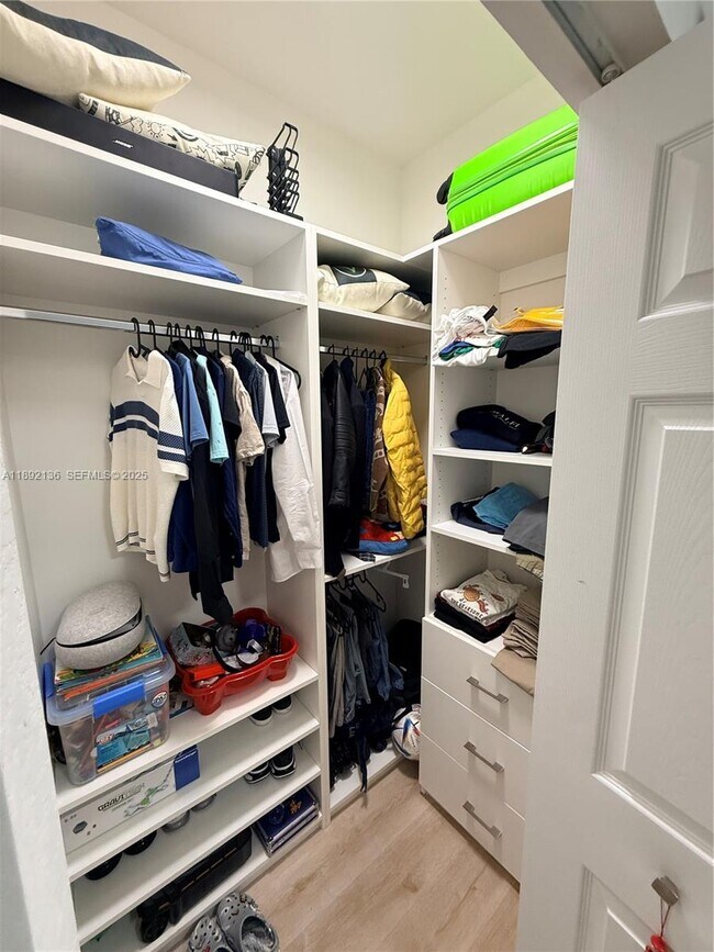 Building Photo - 8640 NW 101st Pl