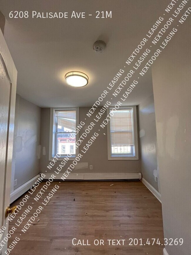 Building Photo - 6208 Palisade Ave