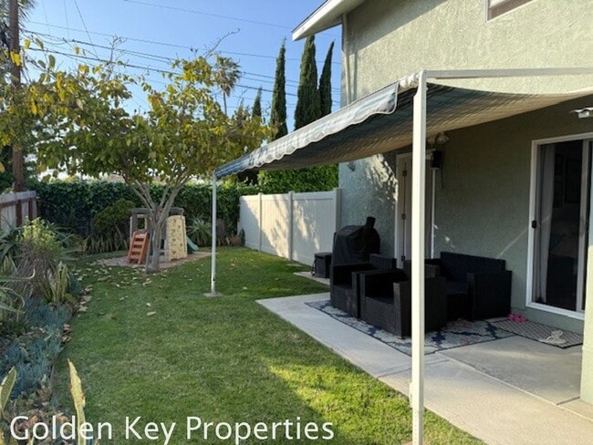 Building Photo - 2-Bedroom + 2-car garage + ALL UTILITIES PAID