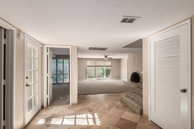 Building Photo - Villa San Marcos in Scottsdale