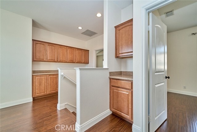 Building Photo - 10773 Chestnut St