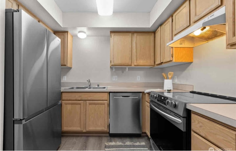 Building Photo - 3615 Auburn Way S