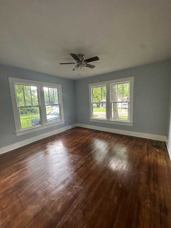 Building Photo - 2512 Magnolia St