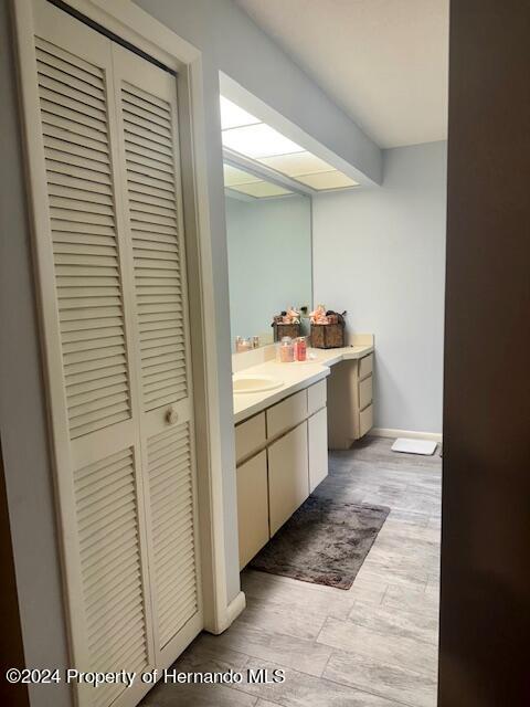 Building Photo - 15 Begonias Ct