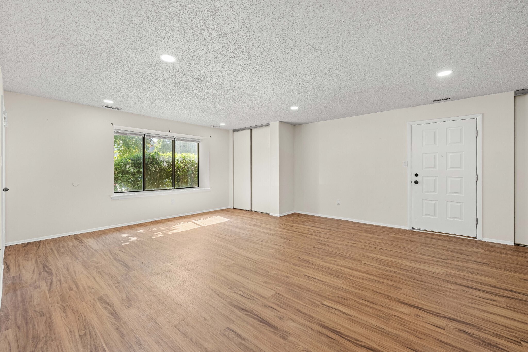 Building Photo - 5317 Aberdeen Dr