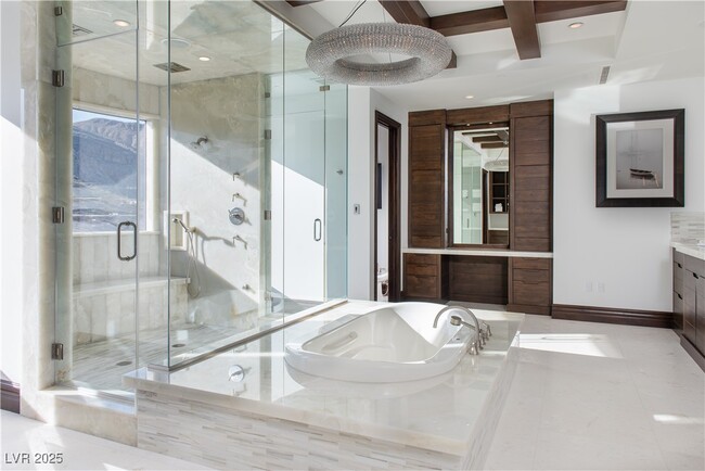 Building Photo - 5 Promontory Pointe Ln