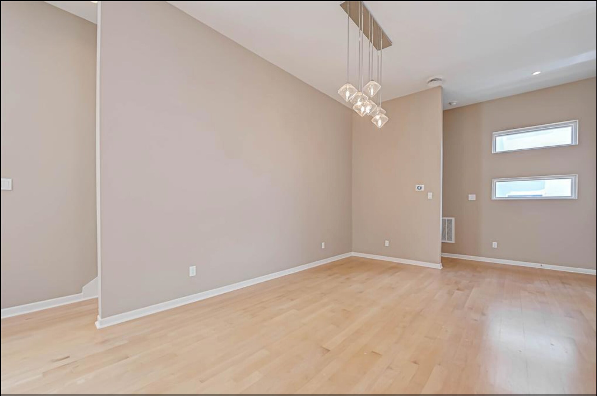 Building Photo - 5628 Kiam St