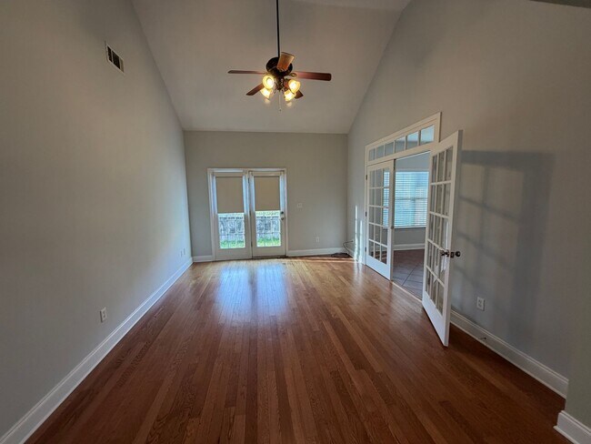 Building Photo - Townhouse in Grovetown