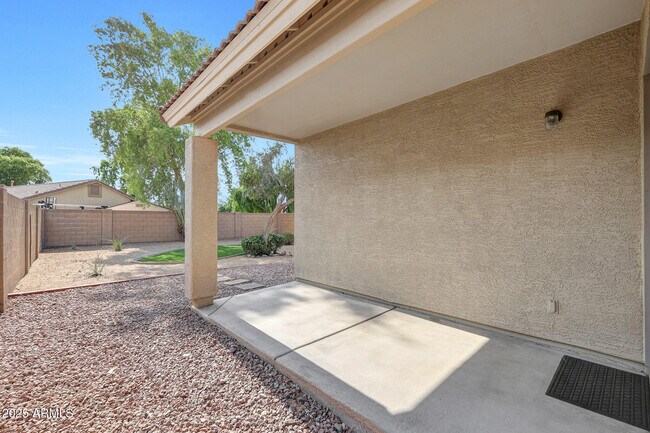 Building Photo - 16804 N 113th Dr