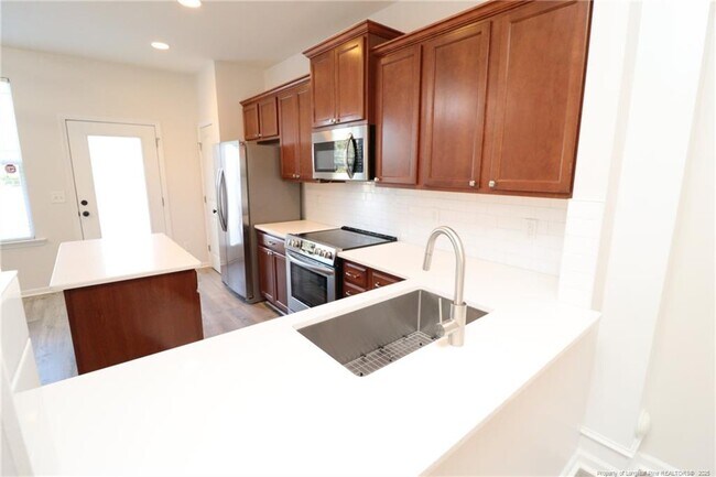 Building Photo - 309 Carthage Ct