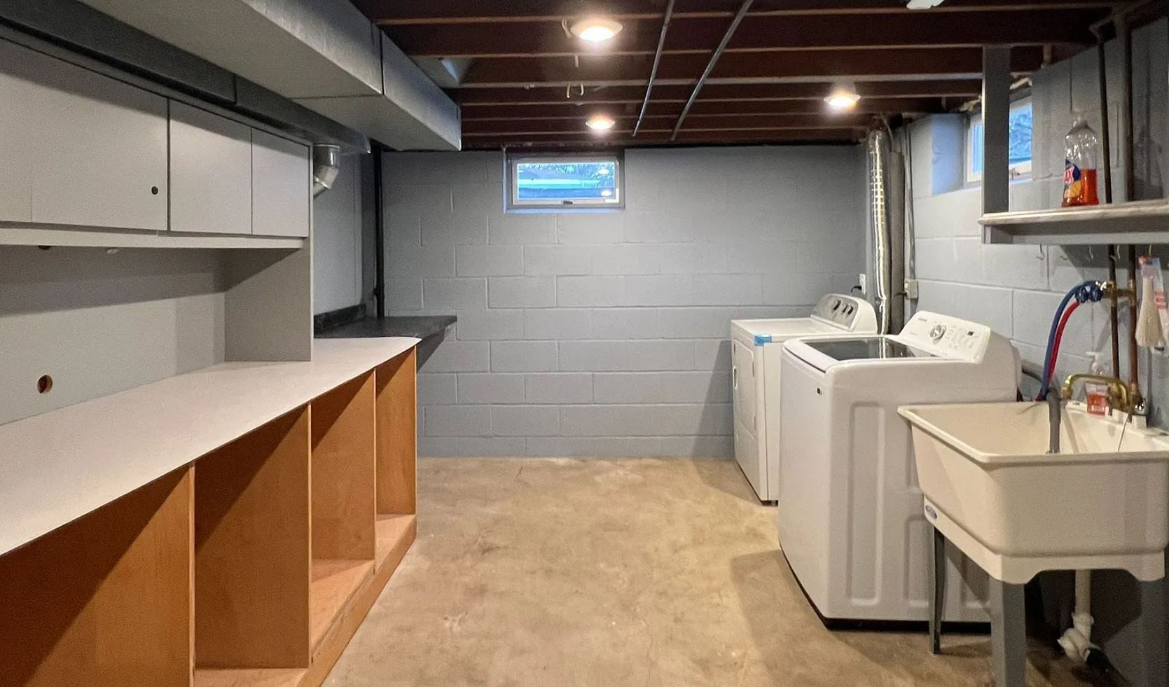 Building Photo - 931 38th Ln