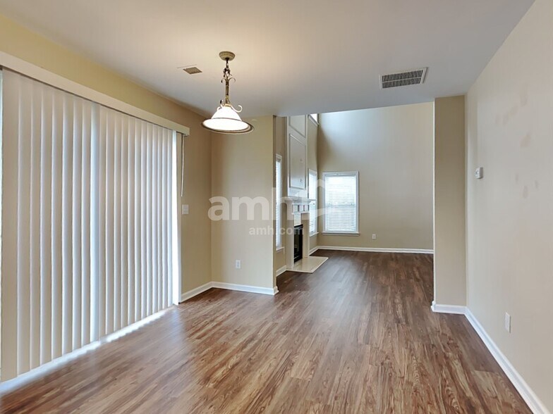 Building Photo - 4362 Walforde Blvd