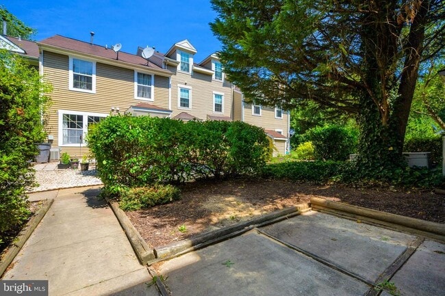 Building Photo - 5981 Havener House Way