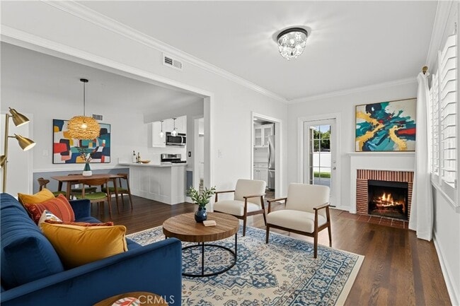 Building Photo - 11147 Hortense St