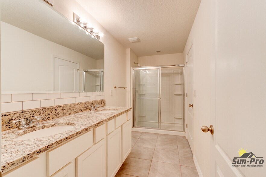 Building Photo - 1660 Pham Dr