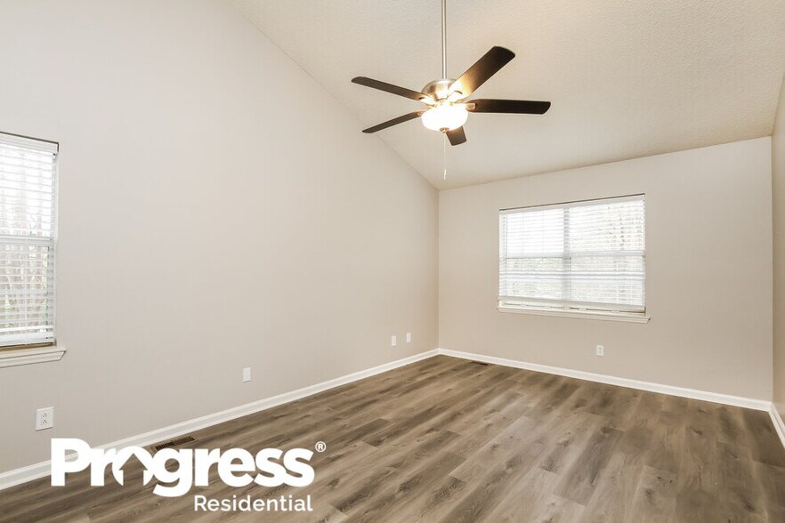 Building Photo - 100 Bath Cir