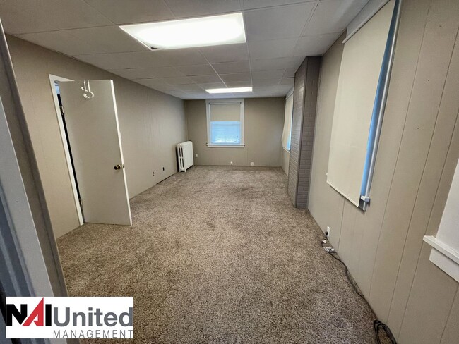 Building Photo - 3 bed 2 bath Home for rent on the Northsid...