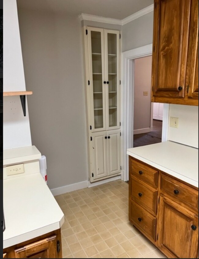 Shared Kitchen - 110 Grove St