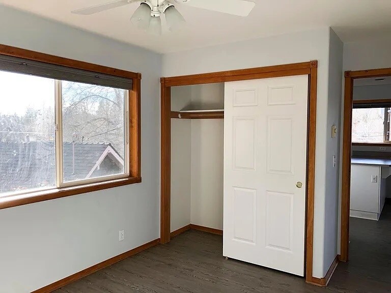 Building Photo - 248 NW Riverside Blvd