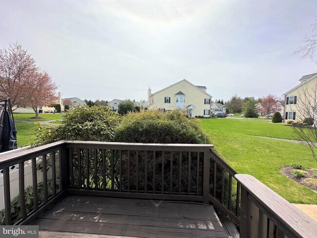 Building Photo - 202 Shannon Ct