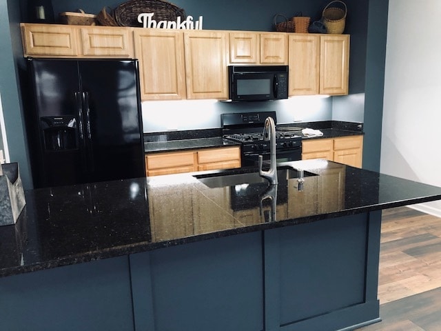 Kitchen with Under Cabinet Lighting - 1214 Chapman Ln