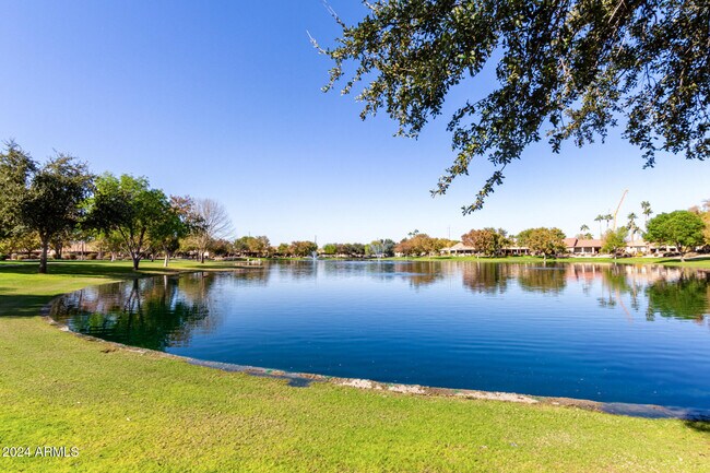 Building Photo - 24008 S Starcrest Dr