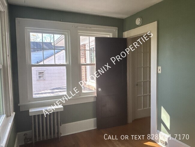 Building Photo - 31 Lucerne Ave