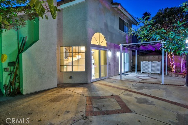 Building Photo - 176 Cll Renata