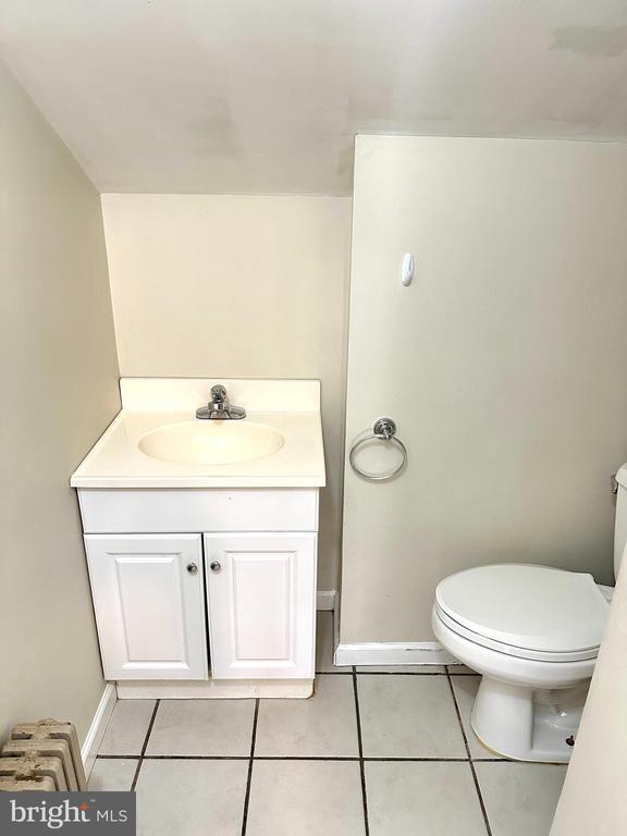 Building Photo - 4672 Umbria St