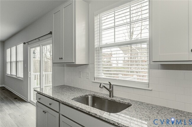 Building Photo - 6467 Fennec Run