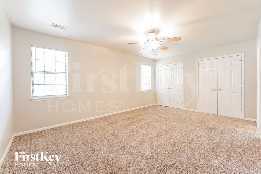 Building Photo - 328 Indigo Rd