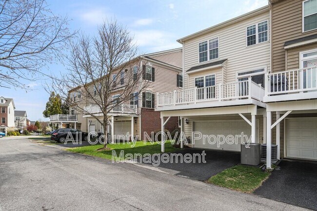 Building Photo - 1609 Poplar Run Dr