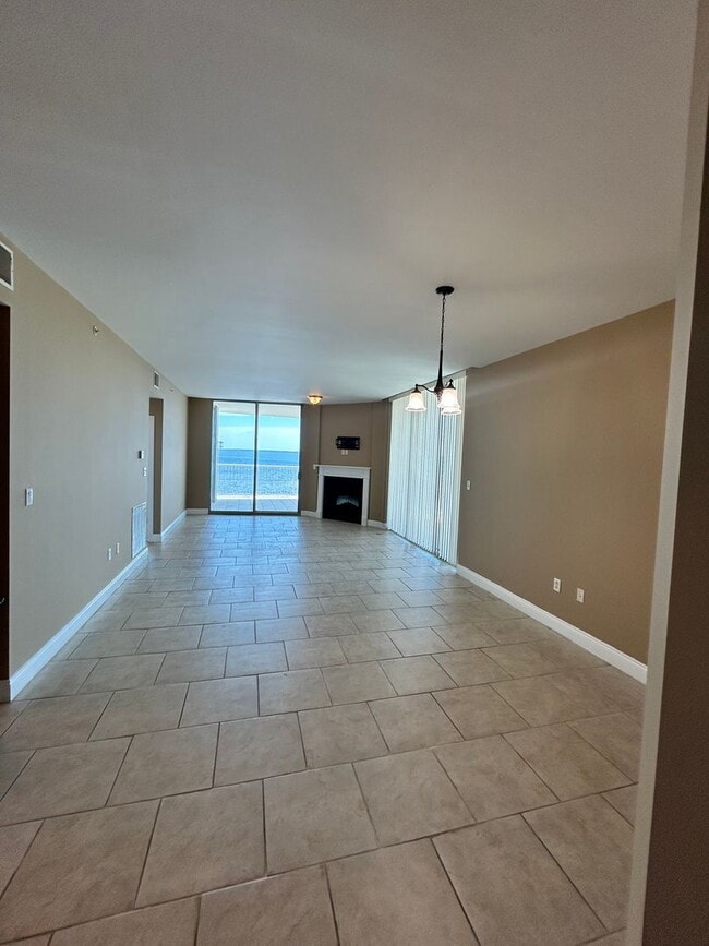 Building Photo - 6422 US-98