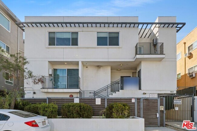 Building Photo - 1183 Crenshaw Blvd