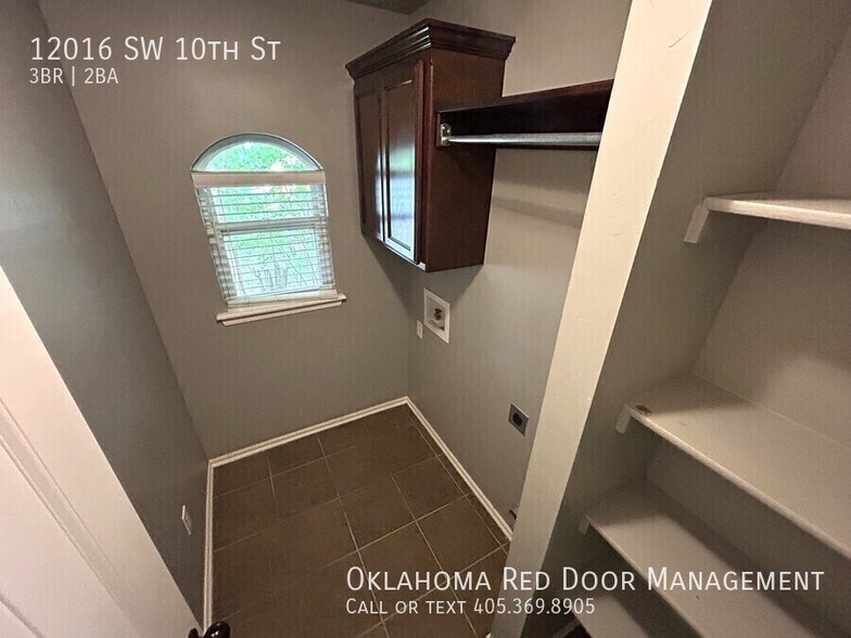 Building Photo - 12016 SW 10th St