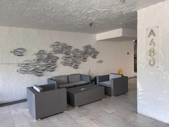 Building Photo - 680 NE 64th St