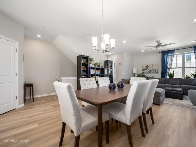 Building Photo - 1080 Bogart St