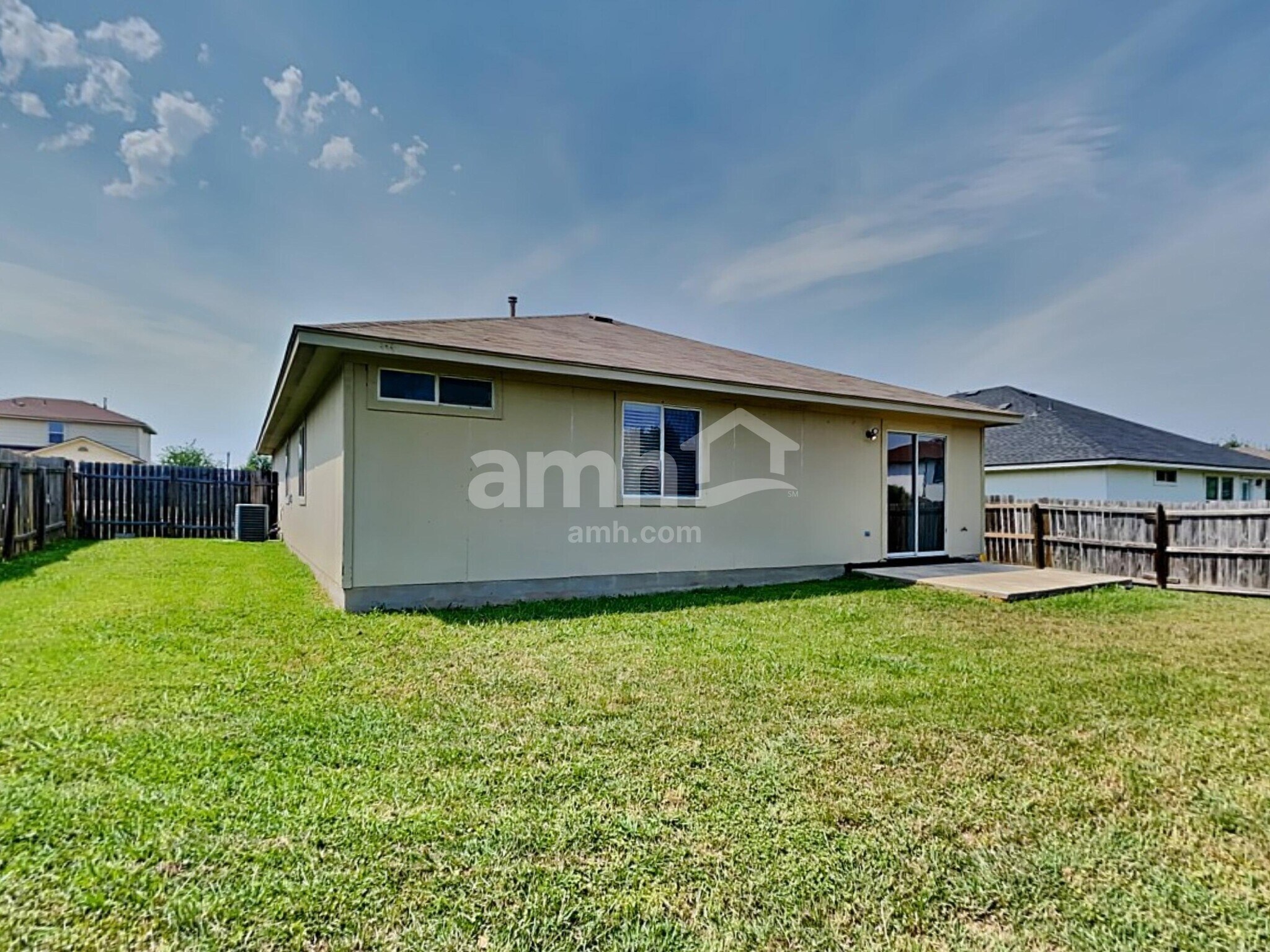 Building Photo - 255 Challenger