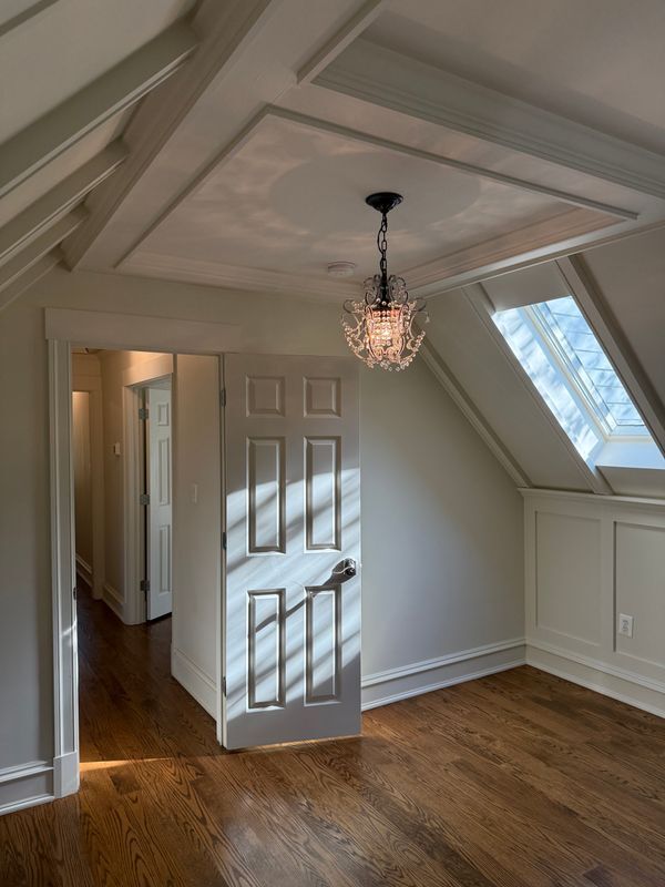 Building Photo - 312 Tschiffely Square Rd