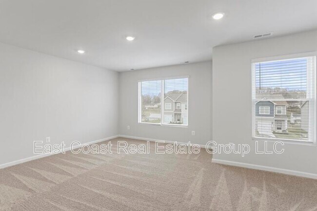 Building Photo - 53 Cranston Ct