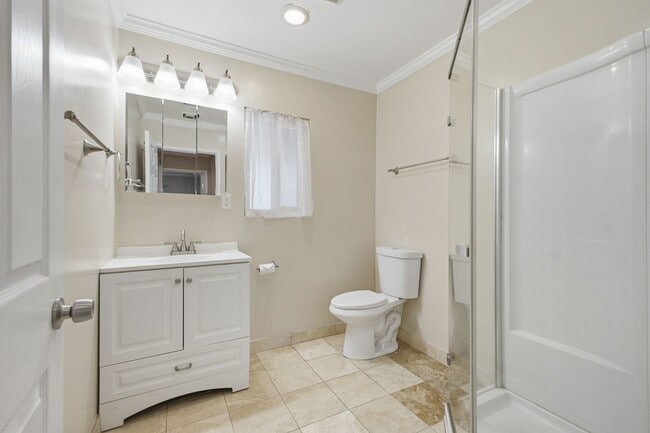 Building Photo - Stunning 3-Bedroom Burbank Home with Office & Entertainer’s Backyard