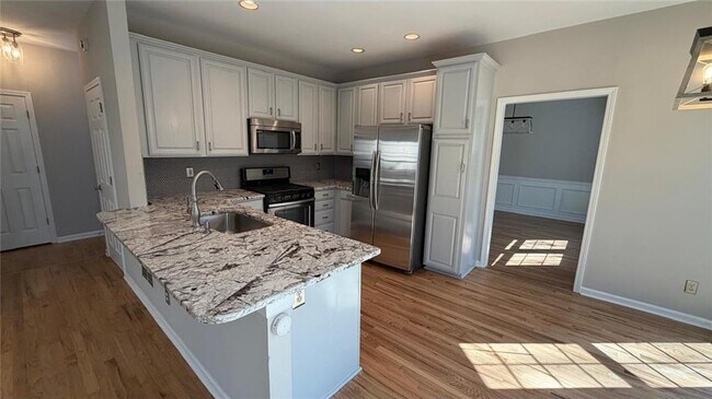 Building Photo - 4625 Ogeechee Dr